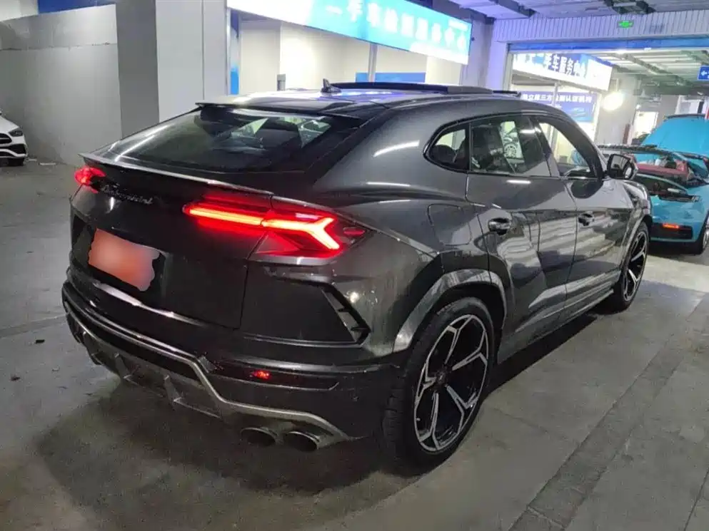 Lamborghini Urus 2019 — фото 4