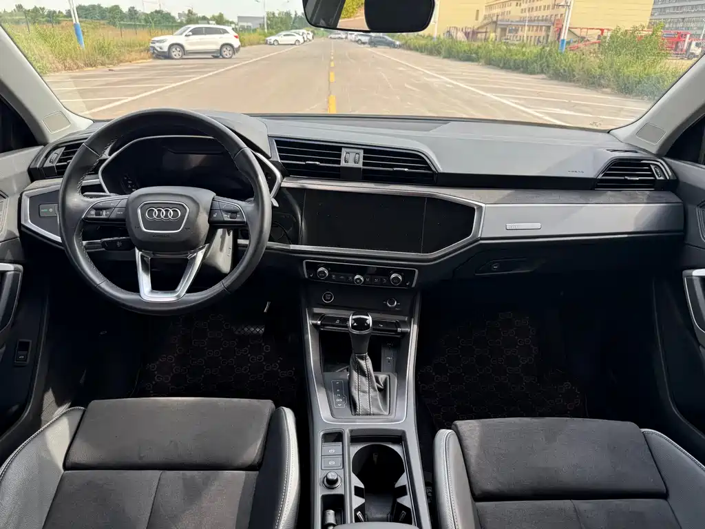 Audi Q3 2023