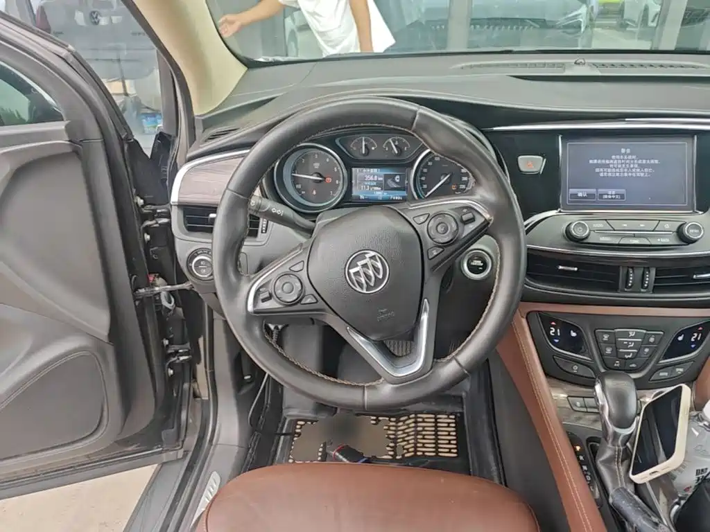 Buick Envision Plus 2016 — фото 11