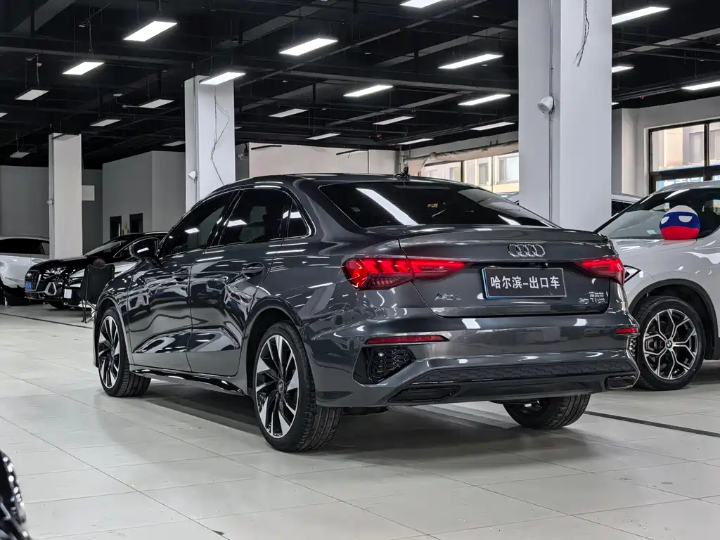Audi A3 2023 — фото 23