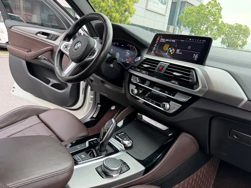 BMW X4 2020 — фото 14