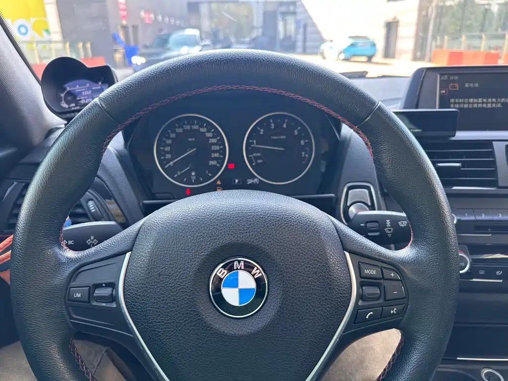 BMW 1 Series 2014 — фото 8