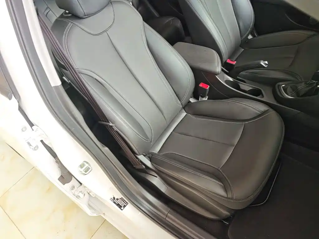 Buick Excelle GT 2021 — фото 25