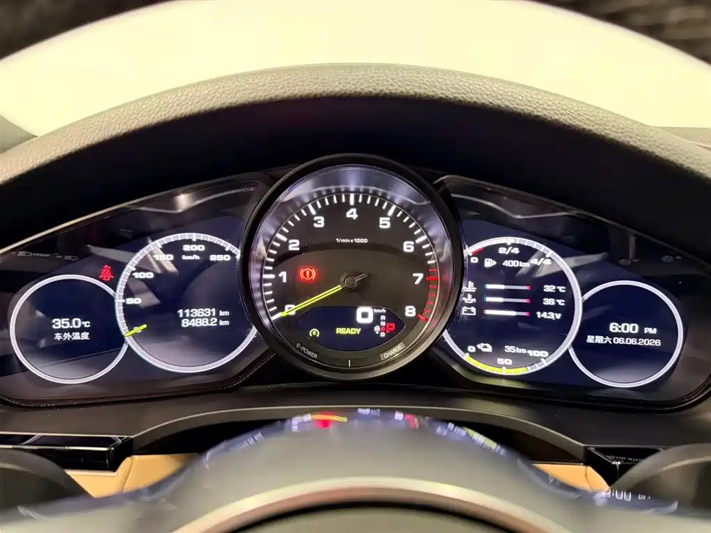 Porsche Cayenne Hybrid 2020 — фото 18