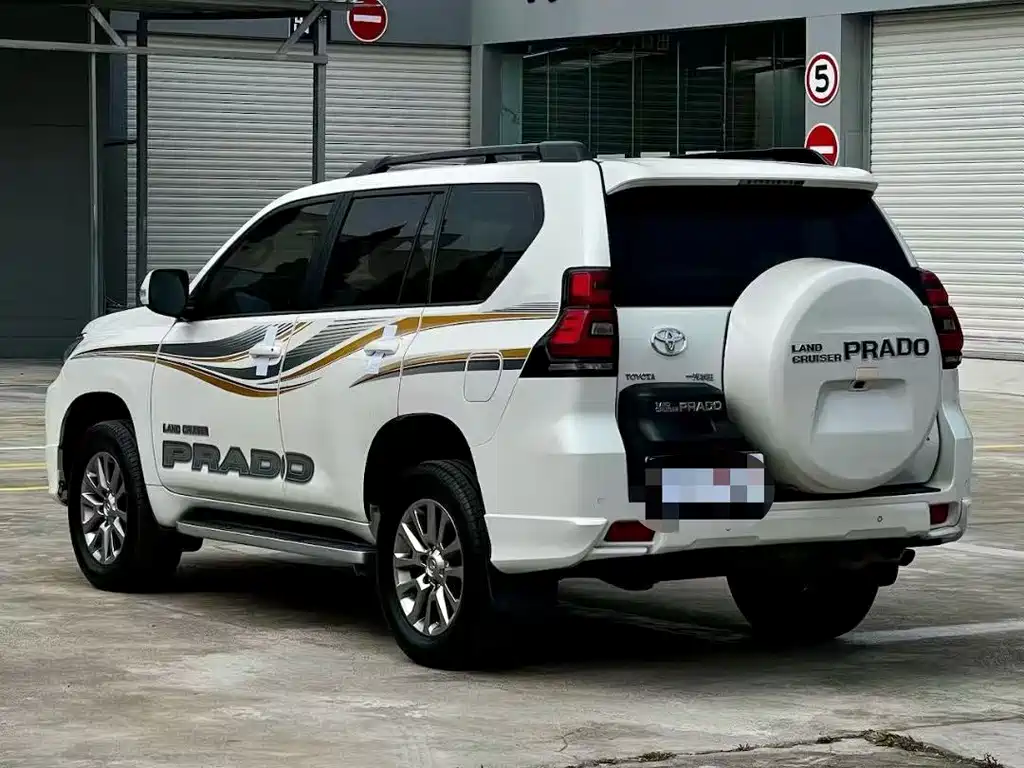 Toyota Prado 2020 — фото 9