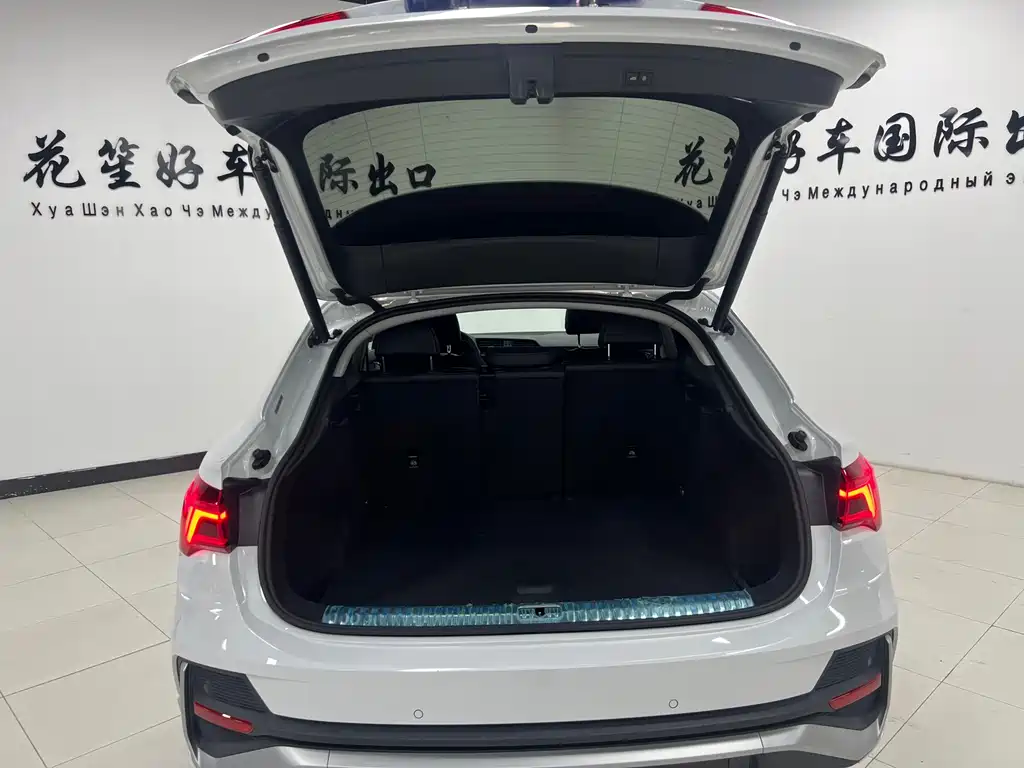 Audi Q3 Sportback 2021 — фото 12