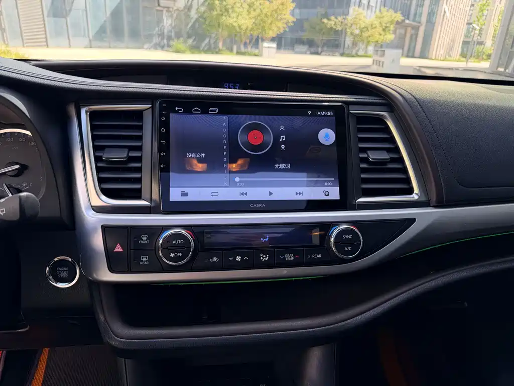 Toyota Highlander 2018 — фото 11