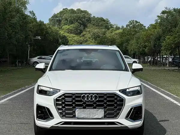 Audi Q5L 2022