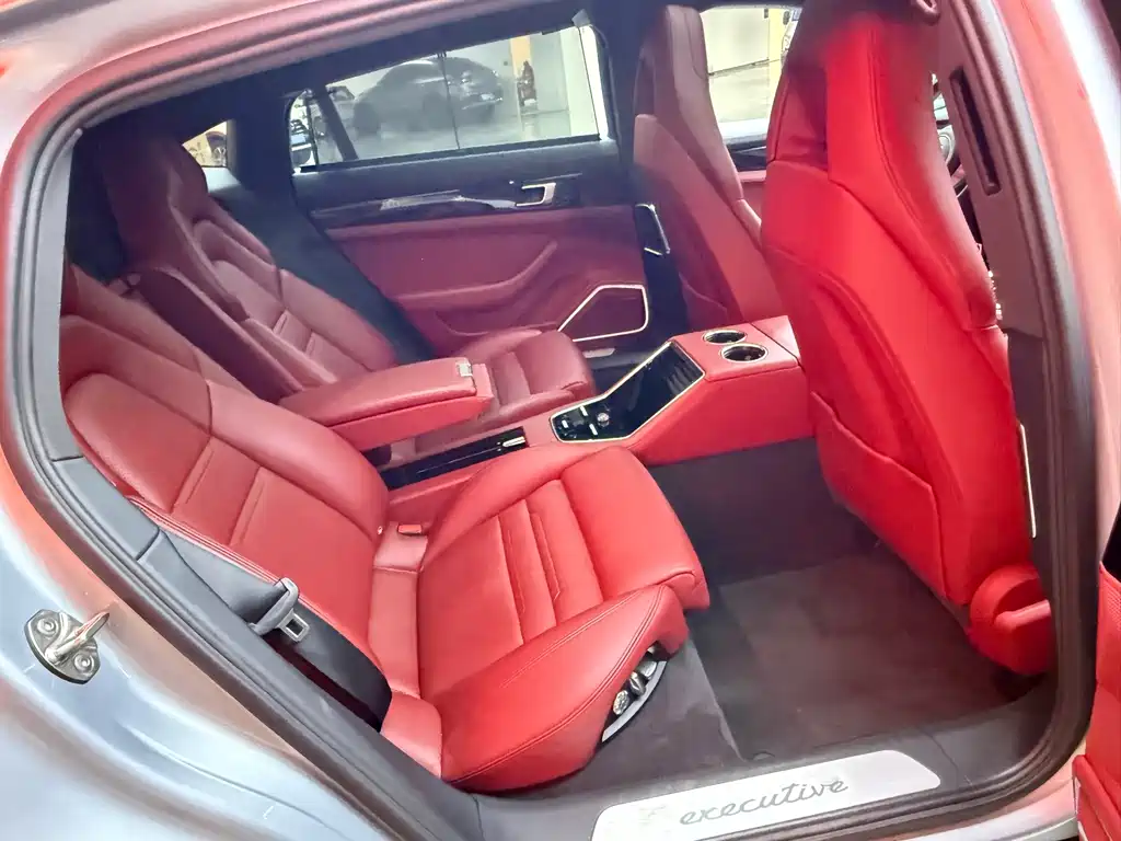 Porsche Panamera 2020 — фото 11