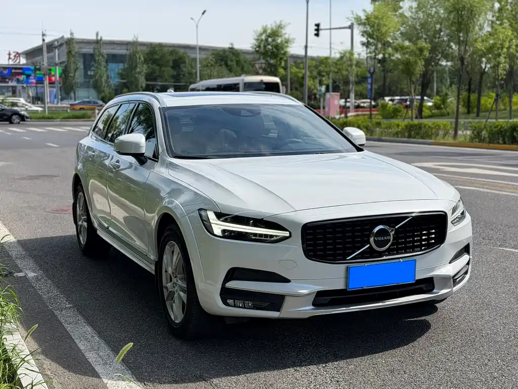 Volvo V90 2019 — фото 29