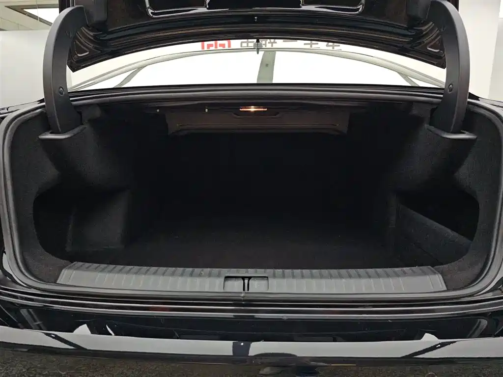 Volkswagen Passat 2025 — фото 14