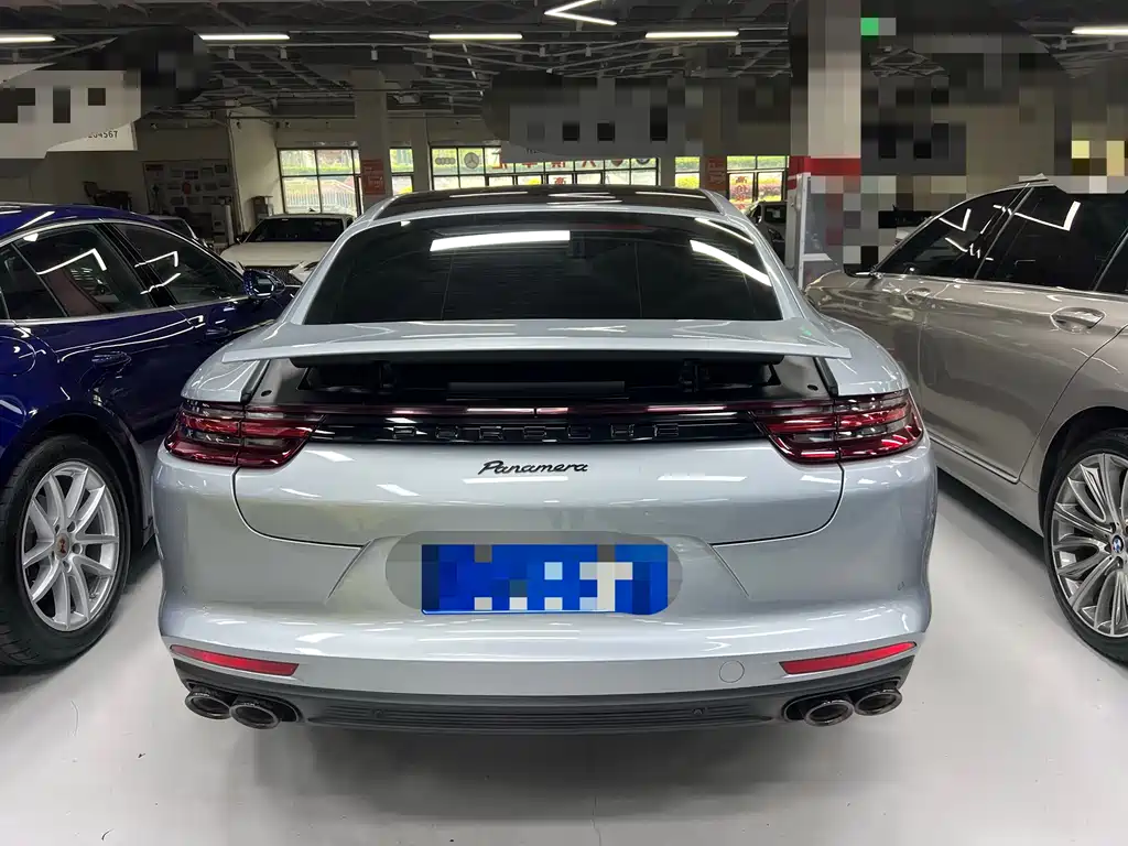 Porsche Panamera 2020 — фото 20