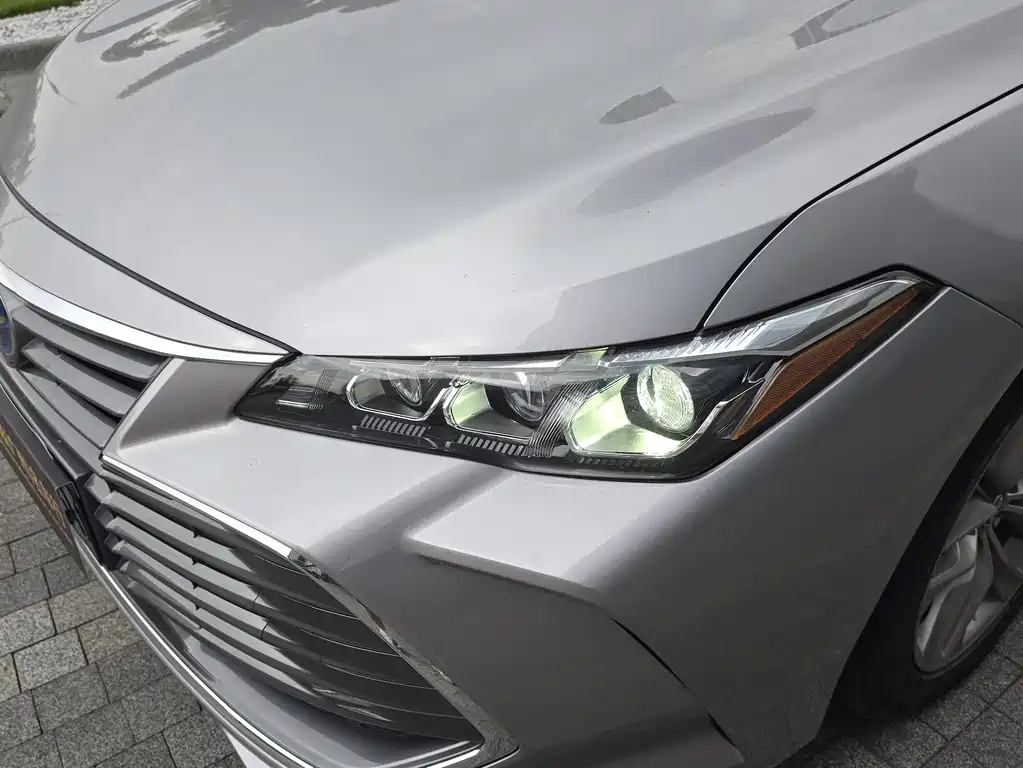 Toyota Avalon 2020 — фото 11
