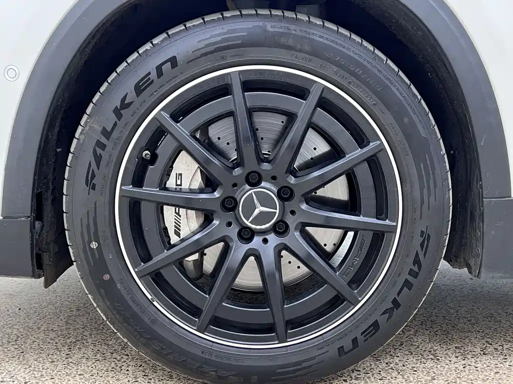 Mercedes-Benz GLA AMG 2022 — фото 7
