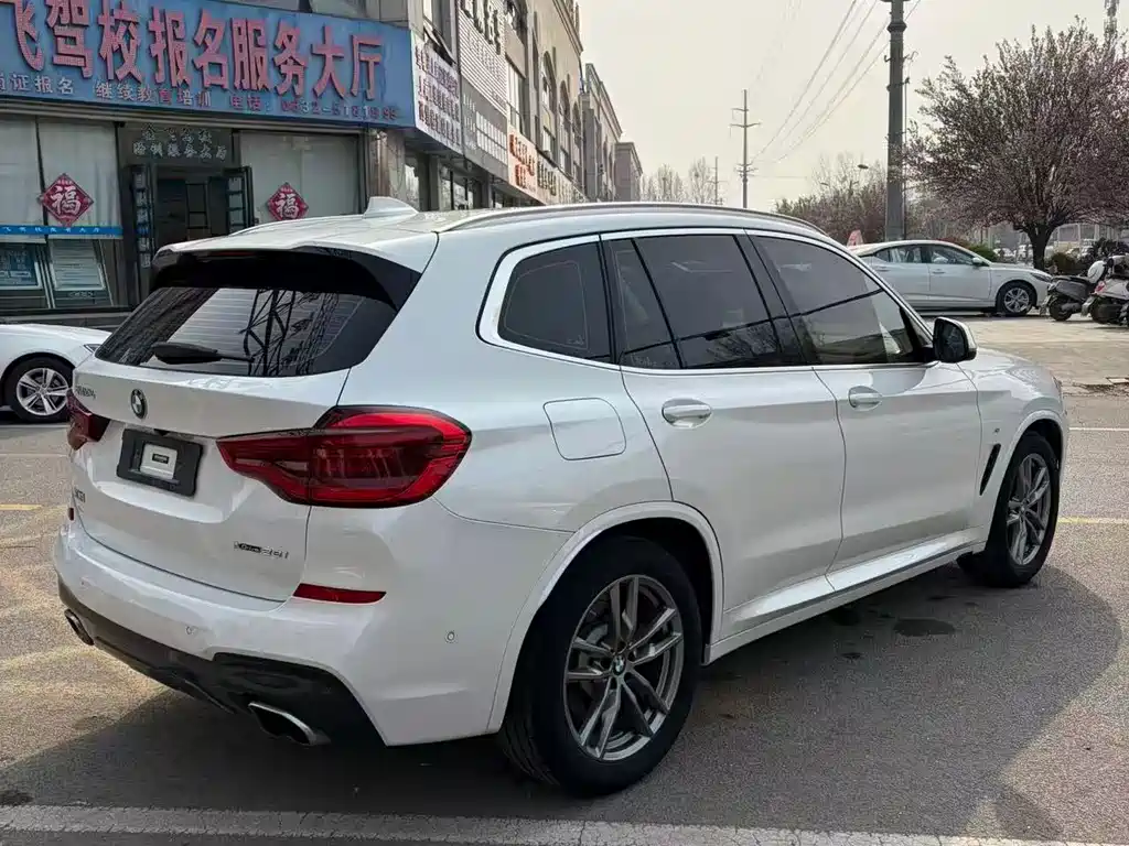 BMW X3 2021