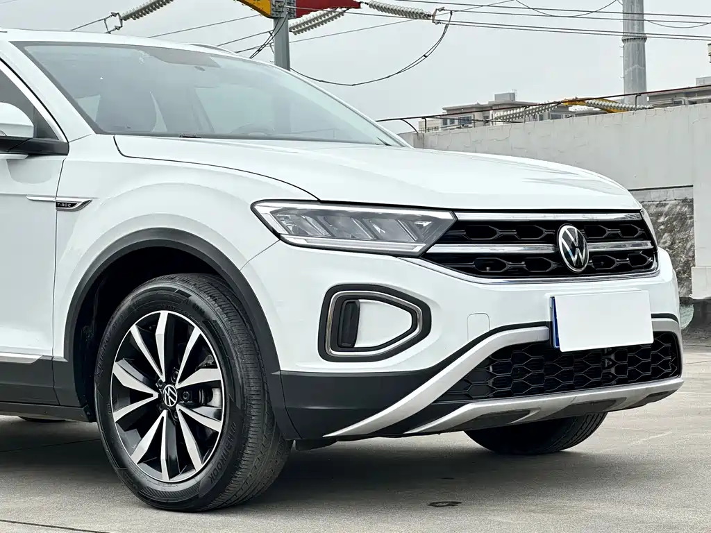 Volkswagen T-Roc 2024