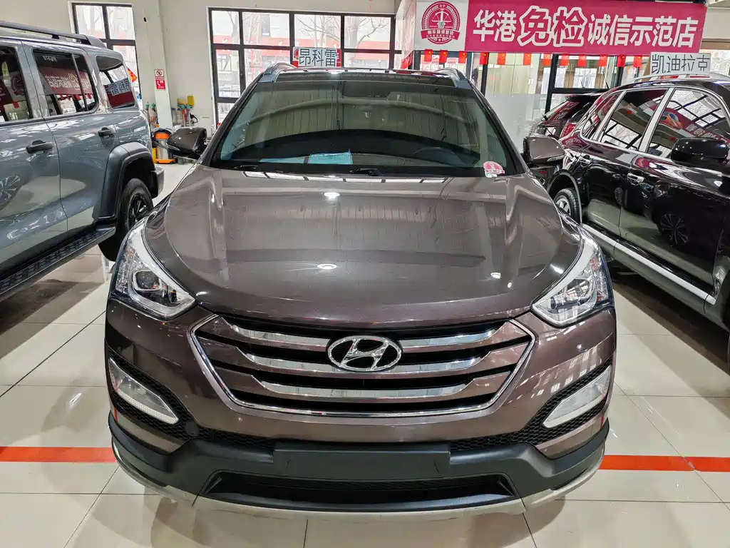 Hyundai Santa Fe 2015 — фото 3