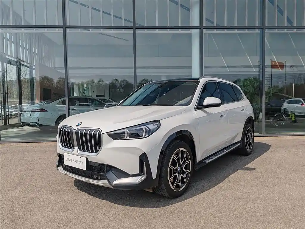 BMW X1 2025 — фото 1