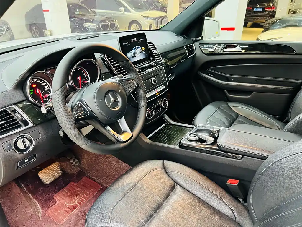 Mercedes-Benz GLS 2019 — фото 8