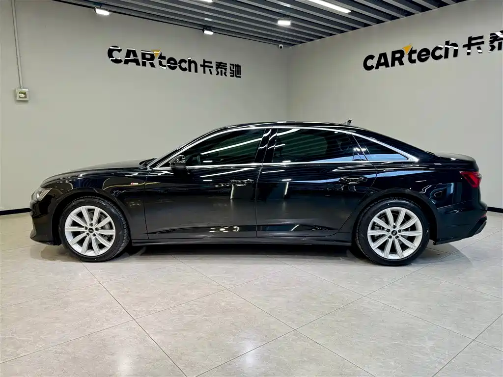 Audi A6L 2022