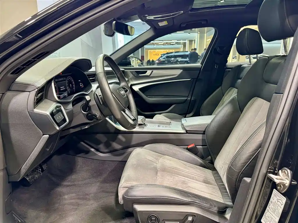 Audi A6L 2022 — фото 18