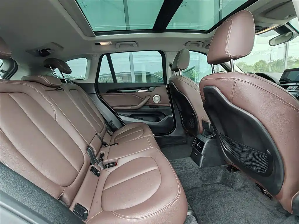 BMW X1 2022 — фото 14