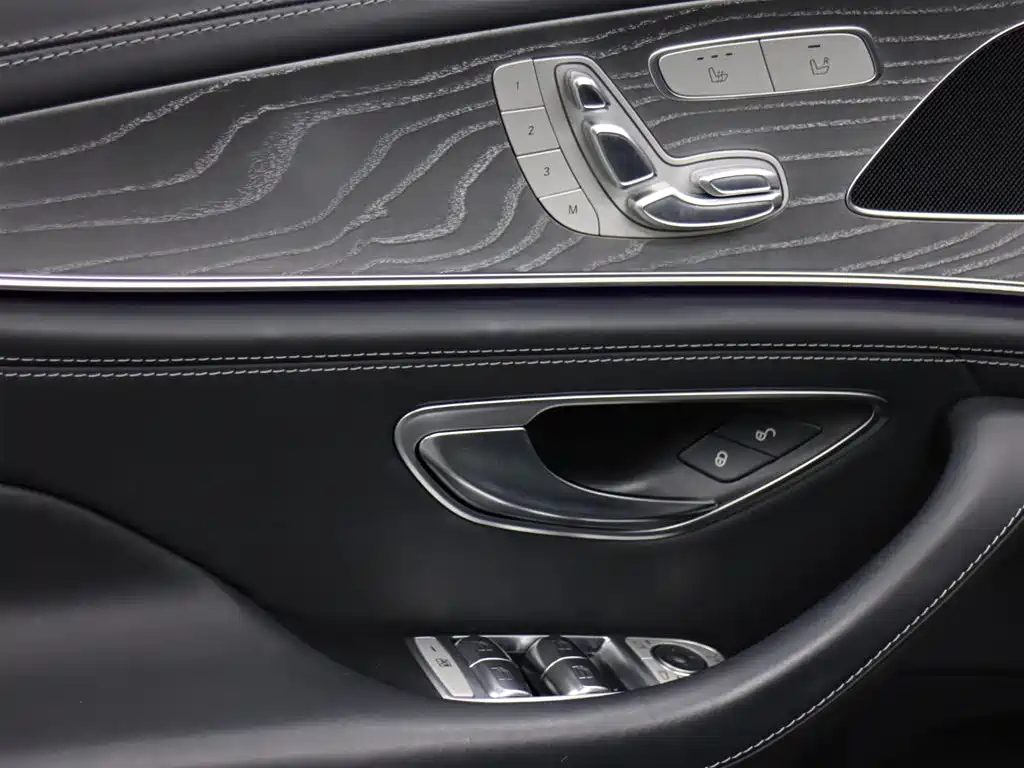 Mercedes-Benz AMG GT 2020 — фото 24