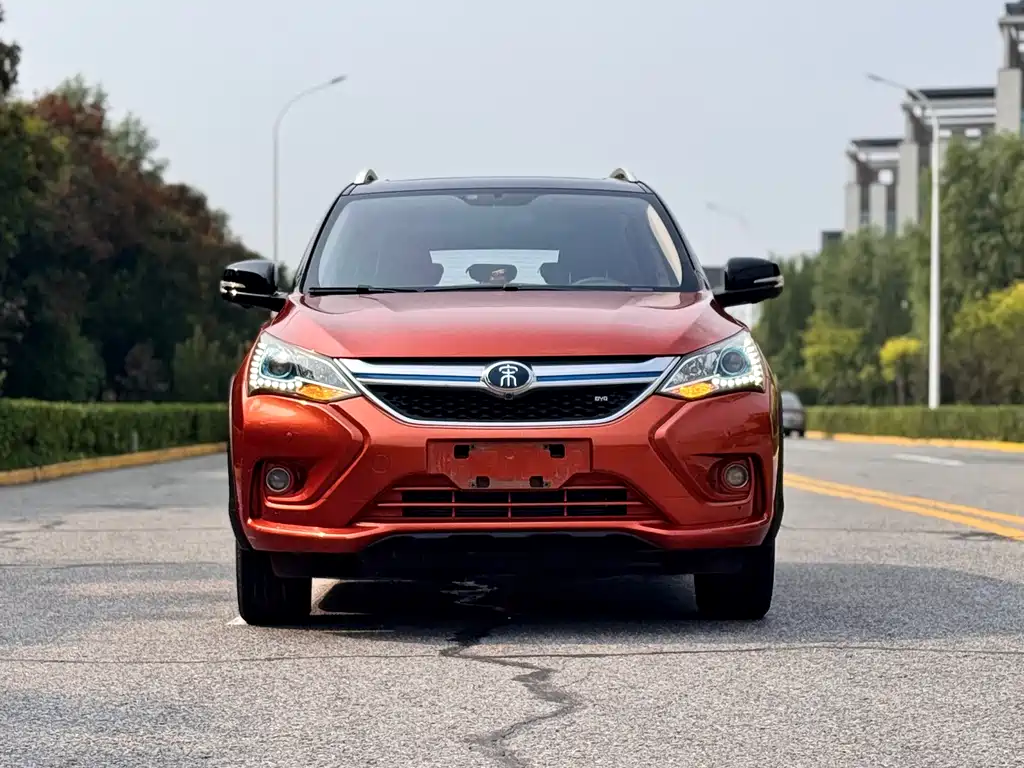 BYD Song New Energy 2017 — фото 3
