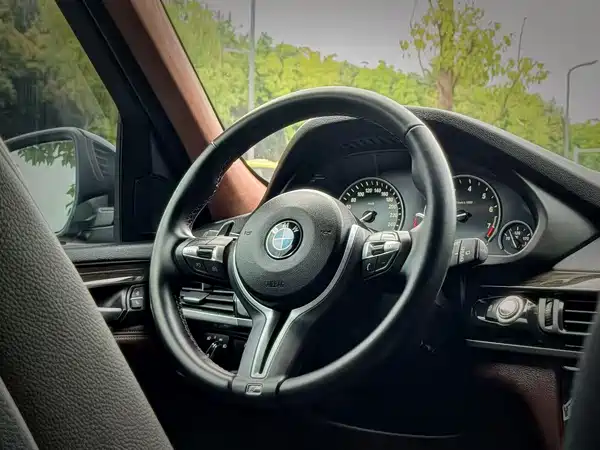 BMW X5 2015
