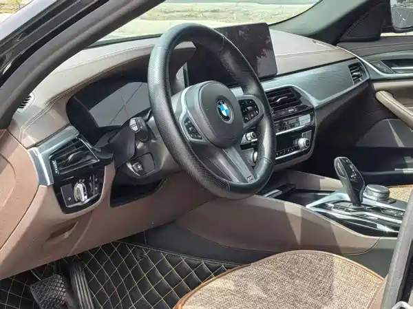 BMW 5 Series 2020