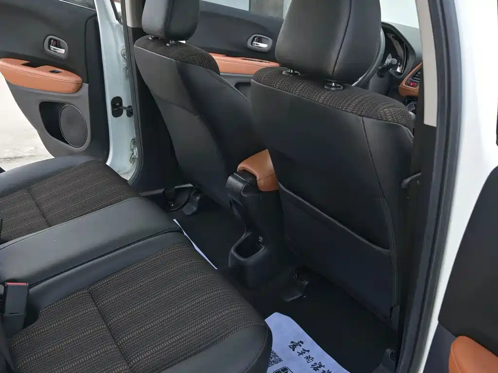 Honda Vezel 2018 — фото 30