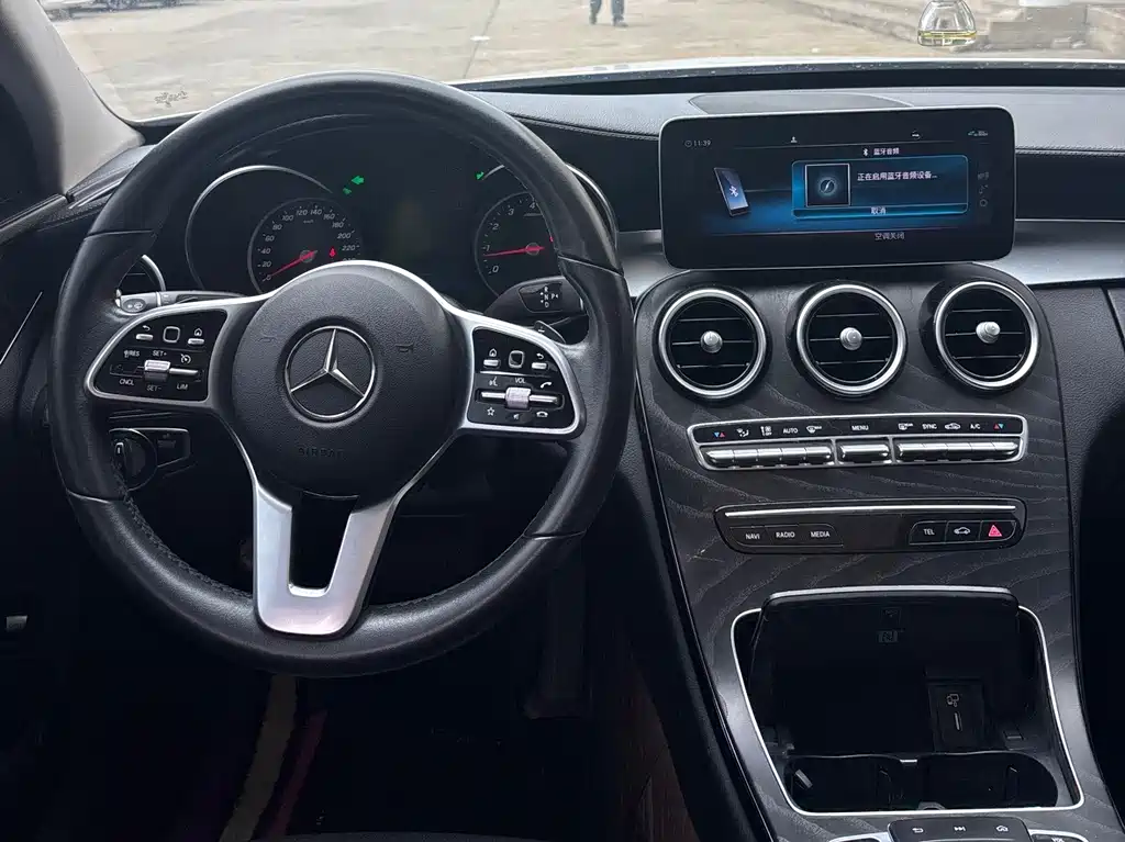 Mercedes-Benz C-Class 2018 — фото 10