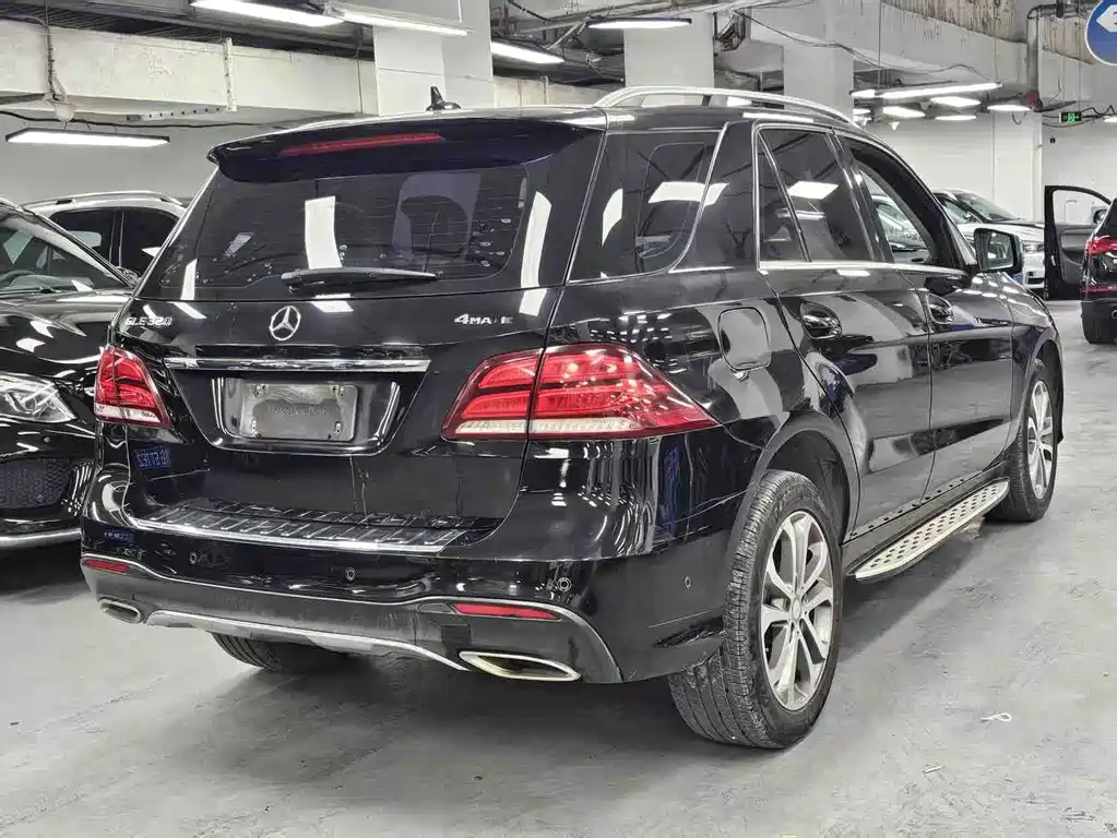 Mercedes-Benz GLE 2017