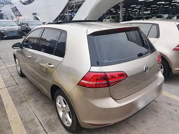 Volkswagen Golf 2016