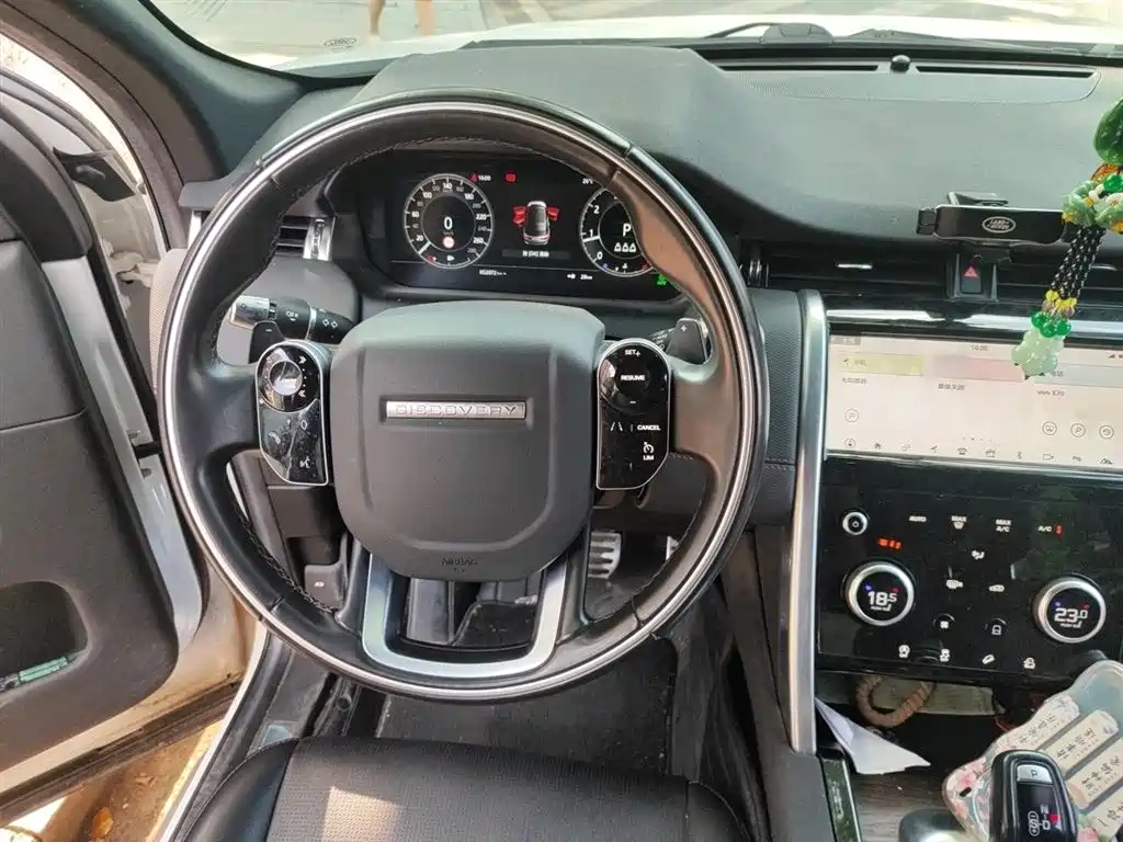 Land Rover Discovery Sport 2021 — фото 3