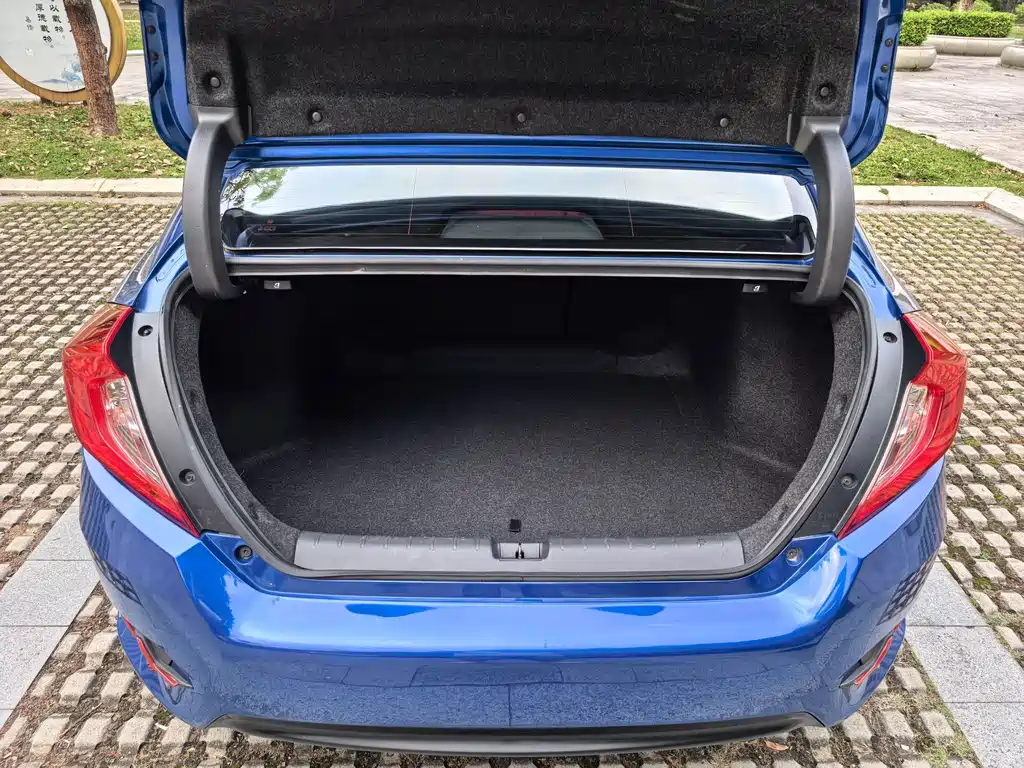 Honda Civic 2021 — фото 14