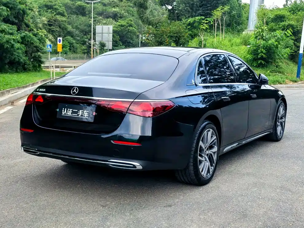Mercedes-Benz E-Class 2024
