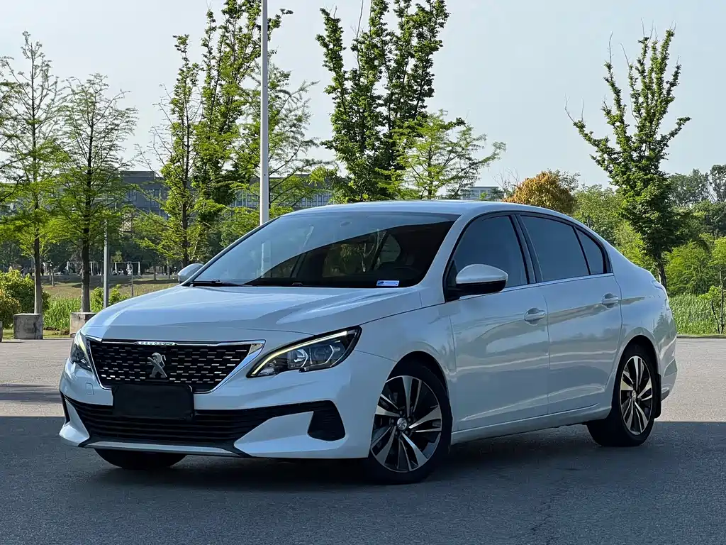Peugeot 408 2019 — фото 1