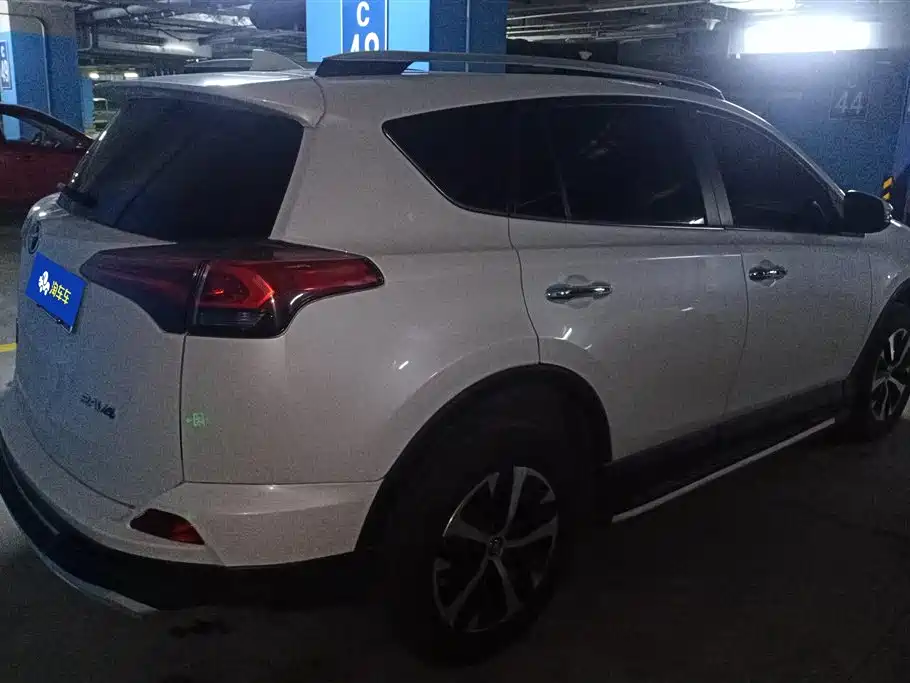 Toyota RAV4 2019