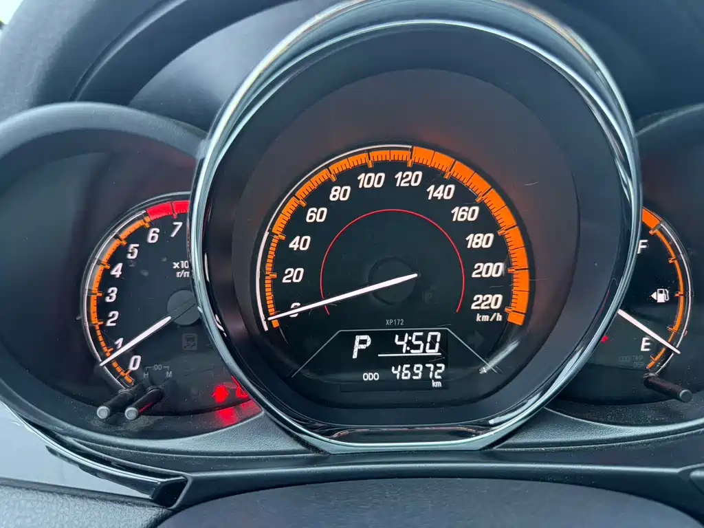 Toyota Yaris L 2022 — фото 15