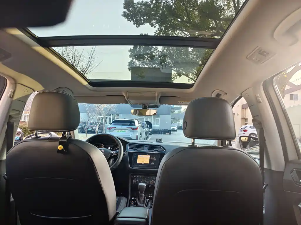 Volkswagen Tiguan L 2019 — фото 17