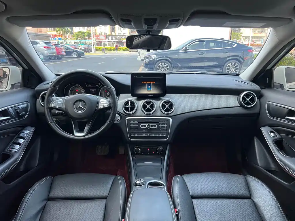 Mercedes-Benz GLA 2017 — фото 20