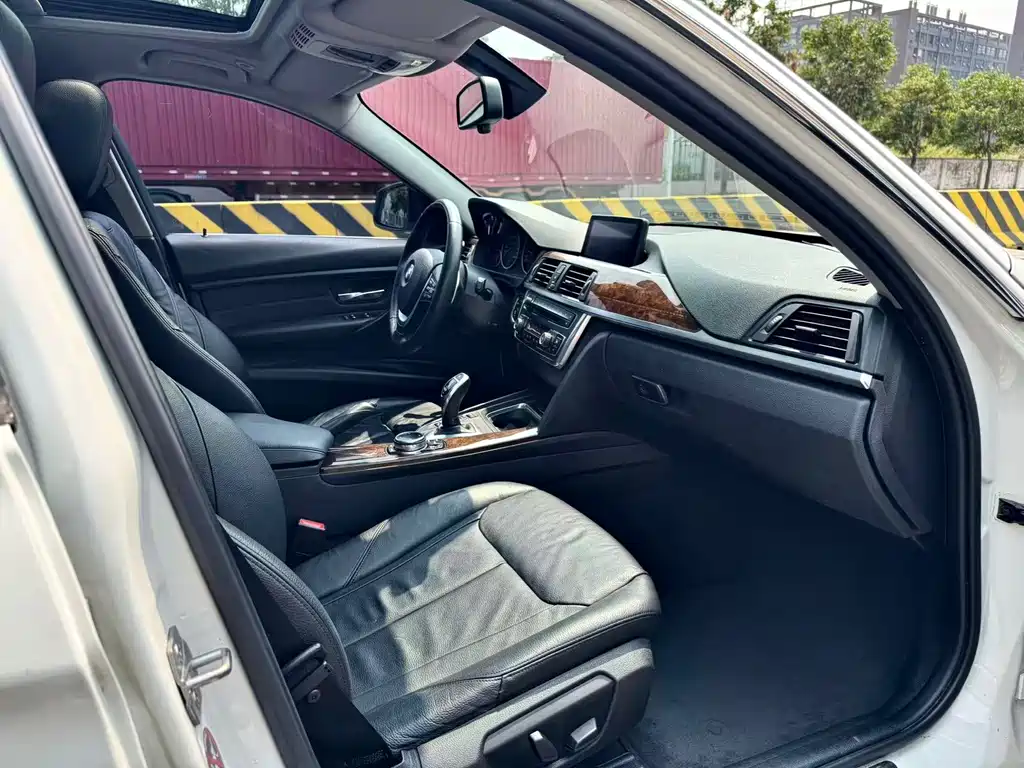 BMW 3 Series 2014