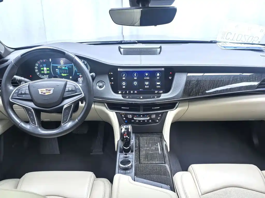 Cadillac CT6 2022 — фото 9
