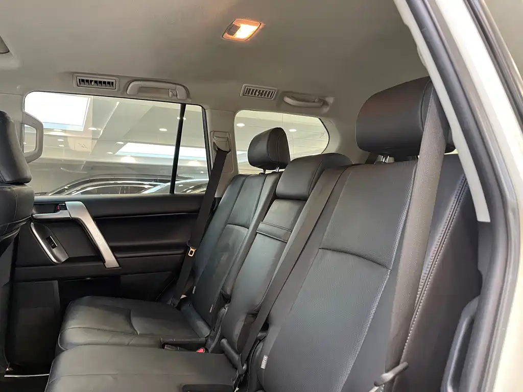 Toyota Prado 2019 — фото 14