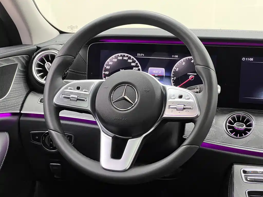 Mercedes-Benz CLS 2019 — фото 20