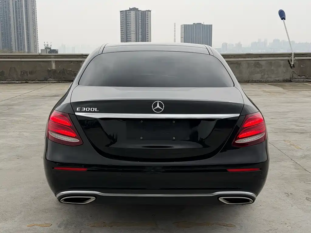 Mercedes-Benz E-Class 2020 — фото 8
