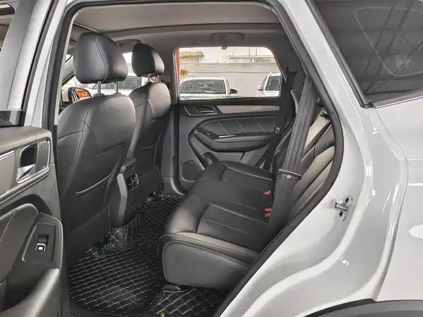 Roewe RX5 2020