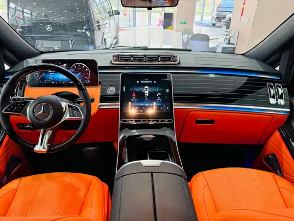 Mercedes-Benz Vito 2024