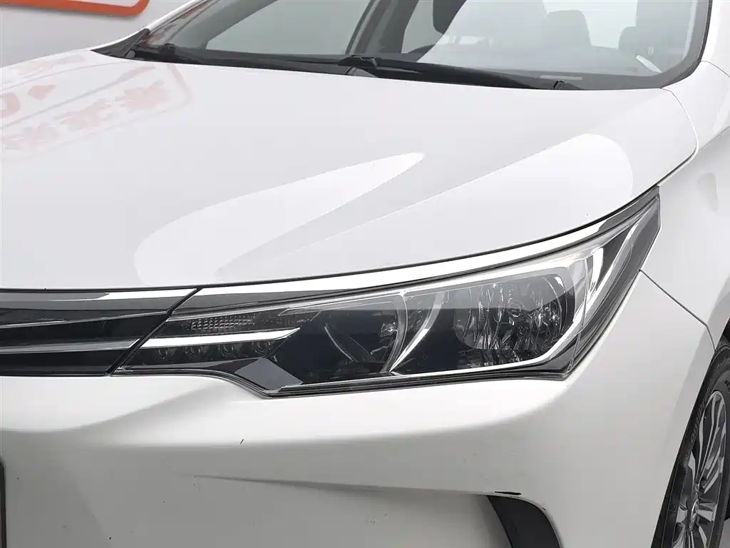 Toyota Corolla 2017 — фото 7